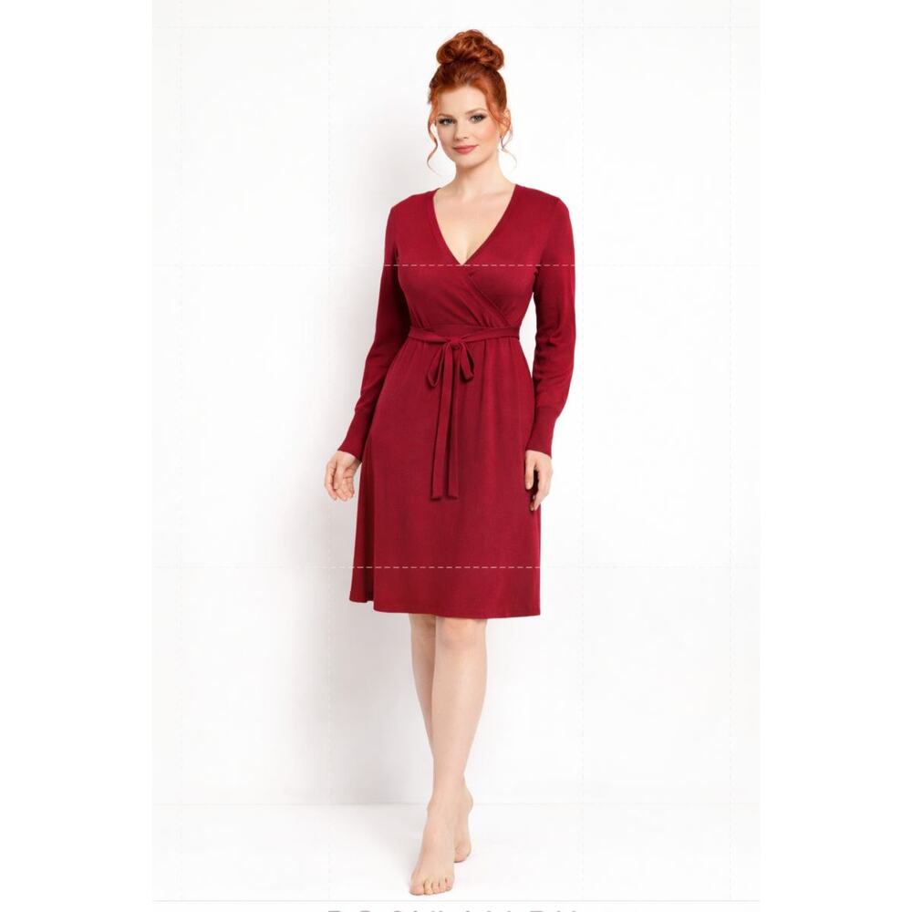NWT Vertigo Paris Belted Sweater Dress in Pomegranate - Size L